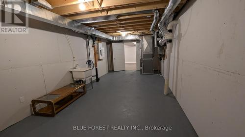 22 - 10 Mcpherson Court, Central Elgin, ON - Indoor Photo Showing Basement