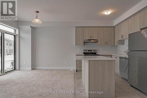 114 Corley Street, Kawartha Lakes, ON - Indoor Photo Showing Kitchen