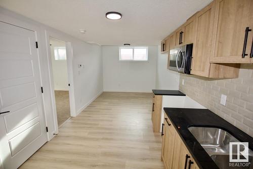 #Bsmt 8857 Carson Wy Sw, Edmonton, AB 