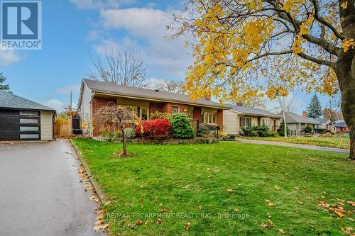 957 Sanford Drive, Burlington, ON - Outdoor