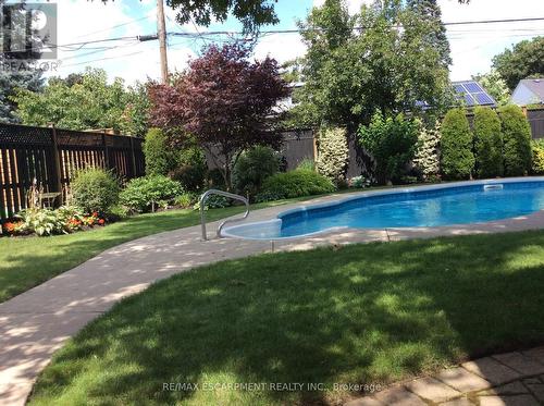 957 Sanford Drive, Burlington, ON - Outdoor With In Ground Pool With Backyard