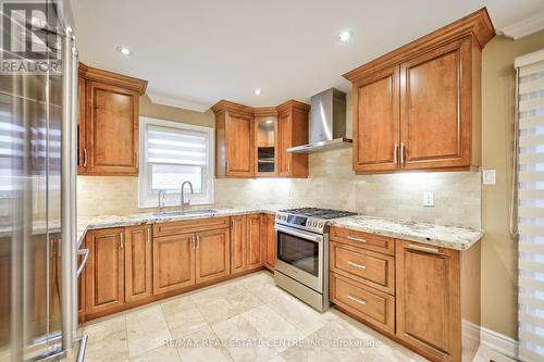 4602 Pemmican Trail, Mississauga, ON - Indoor Photo Showing Kitchen With Upgraded Kitchen