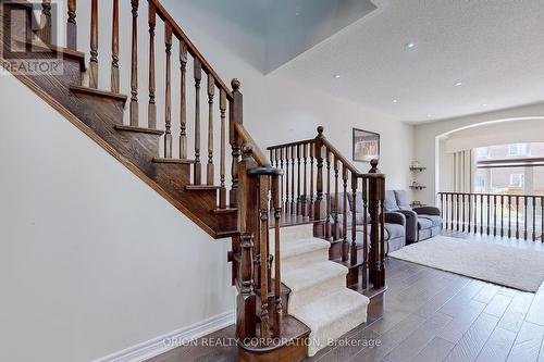 5 Maple Cider Street, Caledon, ON - Indoor Photo Showing Other Room