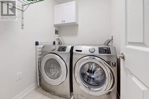 5 Maple Cider Street, Caledon, ON - Indoor Photo Showing Laundry Room