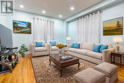 13 Stable Gate, Brampton, ON - Indoor Photo Showing Living Room