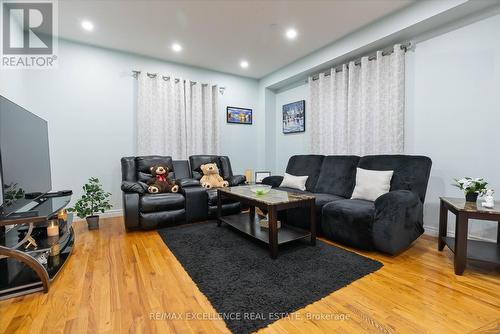 13 Stable Gate, Brampton, ON - Indoor Photo Showing Other Room