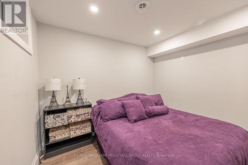 2638 Grand Tamarack Crescent, Severn, ON - Indoor Photo Showing Bedroom