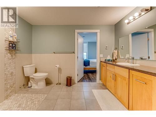 Basement Suite - 645 St Annes Road, Spallumcheen, BC - Indoor Photo Showing Bathroom