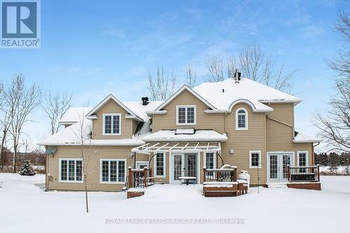 6218 Shannon Lane, South Glengarry, ON - Outdoor With Facade