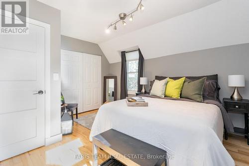 9832 Highway 12 W, Oro-Medonte, ON - Indoor Photo Showing Bedroom