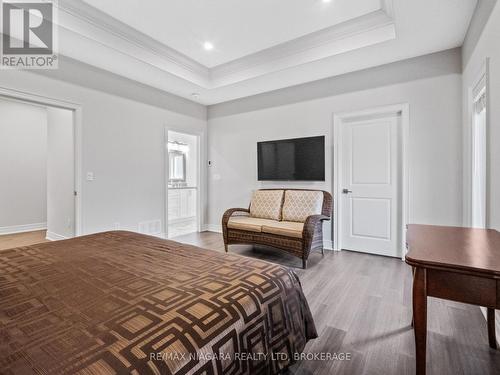 254 Lancaster Drive, Port Colborne, ON - Indoor Photo Showing Bedroom