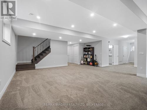 254 Lancaster Drive, Port Colborne, ON - Indoor Photo Showing Other Room