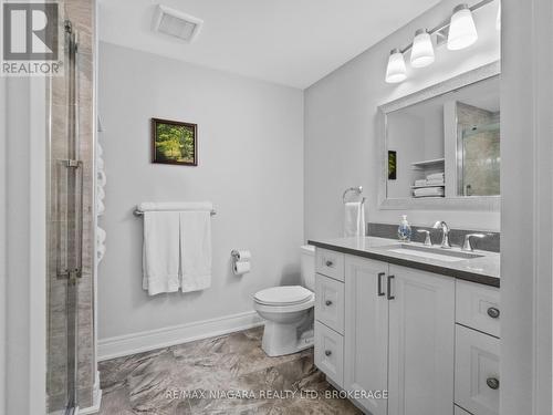 254 Lancaster Drive, Port Colborne, ON - Indoor Photo Showing Bathroom