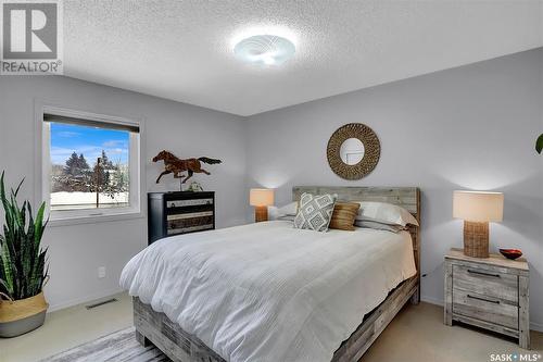 7535 Butler Bay, Regina, SK - Indoor Photo Showing Bedroom