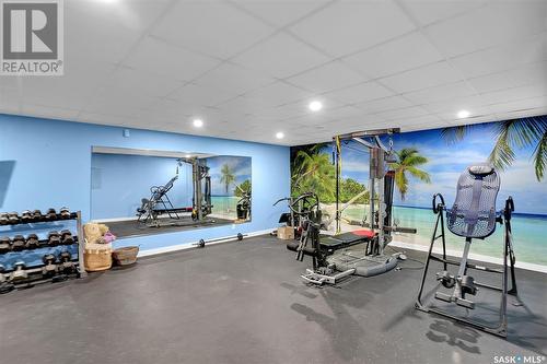 7535 Butler Bay, Regina, SK - Indoor Photo Showing Gym Room