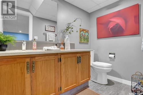 7535 Butler Bay, Regina, SK - Indoor Photo Showing Bathroom