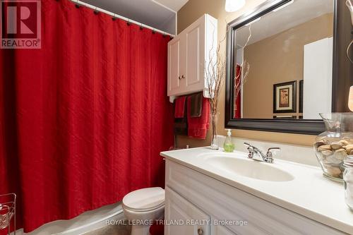 368 Ardsley Crescent, London, ON - Indoor Photo Showing Bathroom