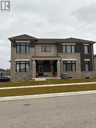 21 Kingsbury Trail, Barrie, ON - Outdoor With Facade