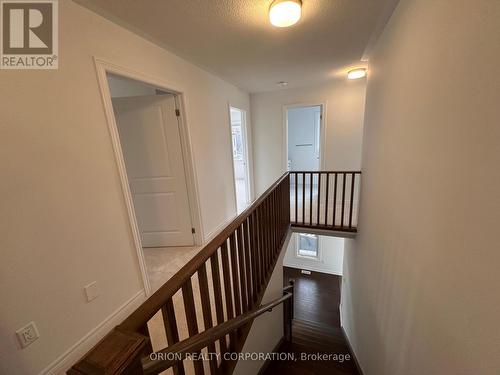 21 Kingsbury Trail, Barrie, ON - Indoor Photo Showing Other Room