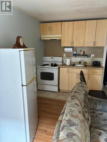 34 Adelaide Street S, London, ON - Indoor Photo Showing Kitchen