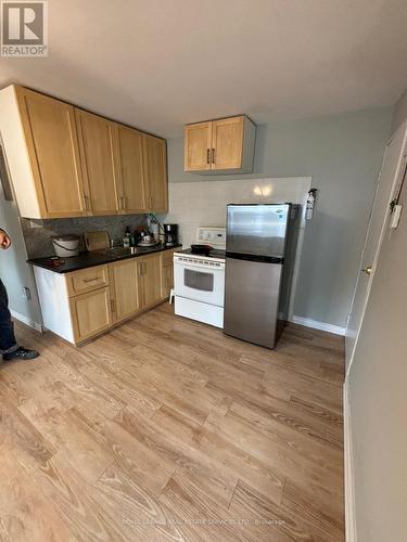 34 Adelaide Street S, London, ON - Indoor Photo Showing Kitchen