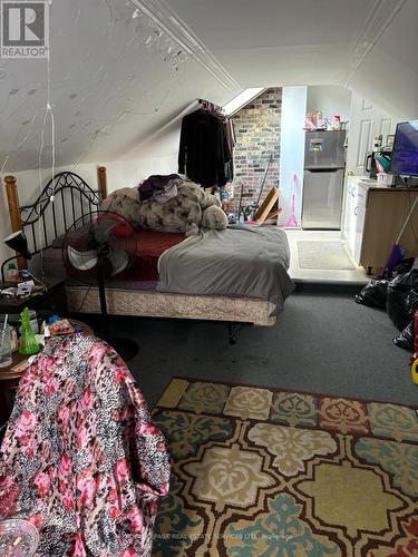 34 Adelaide Street S, London, ON - Indoor Photo Showing Bedroom