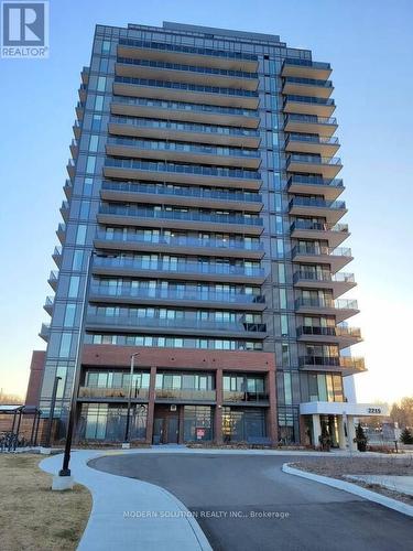 1706 - 2215 Sheridan Park Drive, Mississauga, ON - Outdoor With Balcony With Facade