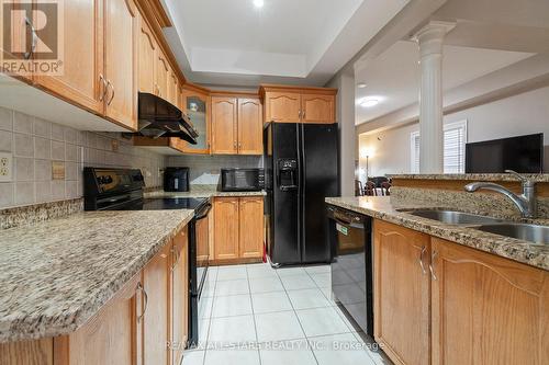 254 Shadow Place, Pickering, ON - Indoor Photo Showing Kitchen With Double Sink