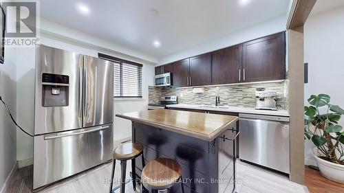 7 - 431 Military Trail, Toronto, ON - Indoor Photo Showing Kitchen With Upgraded Kitchen