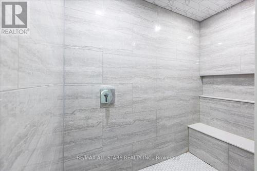 38 Minonen Road, Georgina, ON - Indoor Photo Showing Bathroom