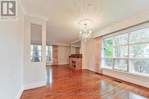 65 Ravensbourne Crescent, Toronto, ON - Indoor Photo Showing Other Room