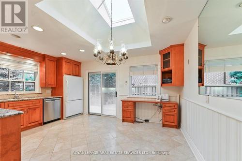 65 Ravensbourne Crescent, Toronto, ON - Indoor Photo Showing Kitchen