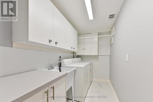 65 Ravensbourne Crescent, Toronto, ON - Indoor Photo Showing Laundry Room