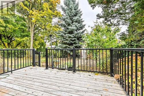 65 Ravensbourne Crescent, Toronto, ON - Outdoor