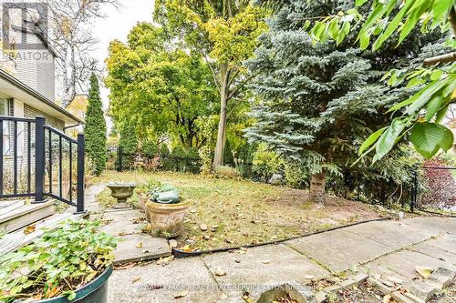 65 Ravensbourne Crescent, Toronto, ON - Outdoor