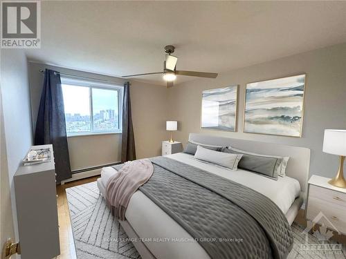 1009 - 3100 Carling Avenue, Ottawa, ON - Indoor Photo Showing Bedroom