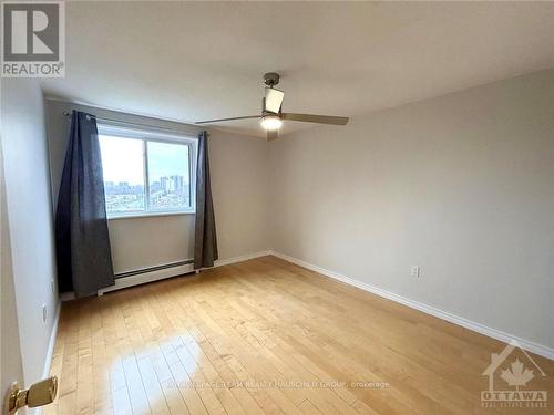 1009 - 3100 Carling Avenue, Ottawa, ON - Indoor Photo Showing Other Room