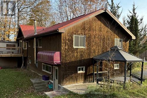 175 Northern Avenue, Galway-Cavendish And Harvey, ON - Outdoor With Deck Patio Veranda With Exterior