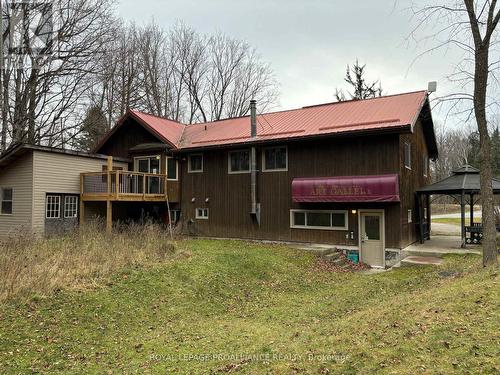 175 Northern Avenue, Galway-Cavendish And Harvey, ON - Outdoor With Deck Patio Veranda