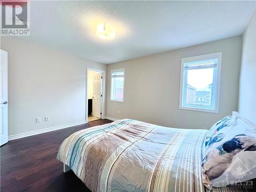 1714 Maple Grove Road, Ottawa, ON - Indoor Photo Showing Bedroom