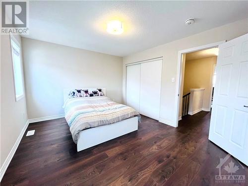 1714 Maple Grove Road, Ottawa, ON - Indoor Photo Showing Bedroom