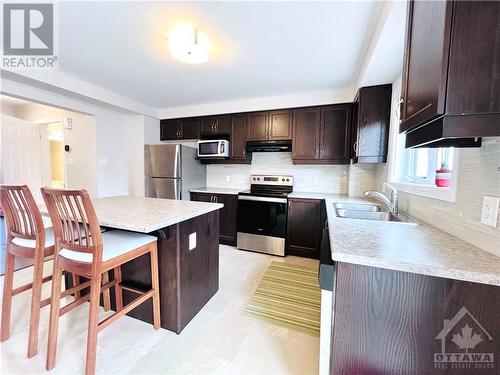 1714 Maple Grove Road, Ottawa, ON - Indoor Photo Showing Kitchen With Double Sink