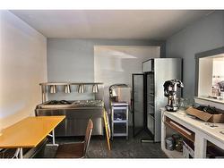 Kitchenette - 