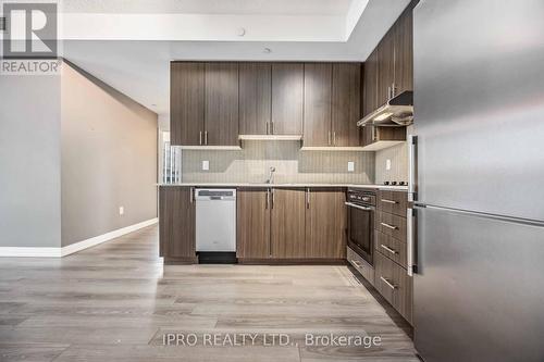 408 - 55 Ann O'Reilly Road, Toronto, ON - Indoor Photo Showing Kitchen