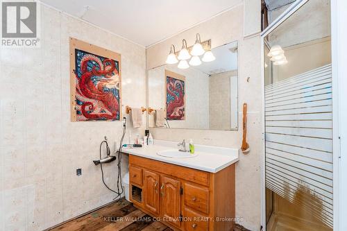 1914 Rosemount Road, Tay, ON - Indoor Photo Showing Bathroom