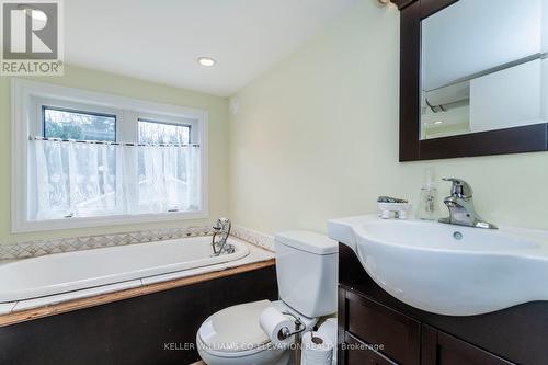 1914 Rosemount Road, Tay, ON - Indoor Photo Showing Bathroom