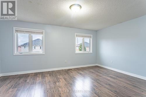 7138 Village Walk E, Mississauga, ON - Indoor Photo Showing Other Room