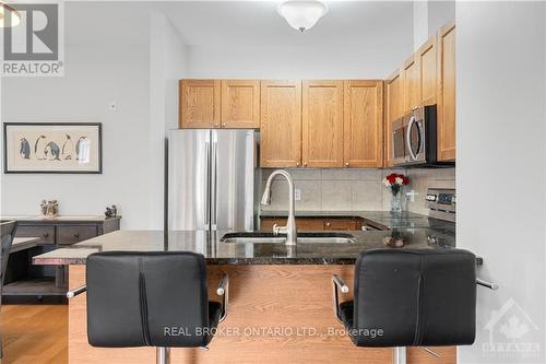 409 - 151 Potts, Ottawa, ON - Indoor Photo Showing Kitchen