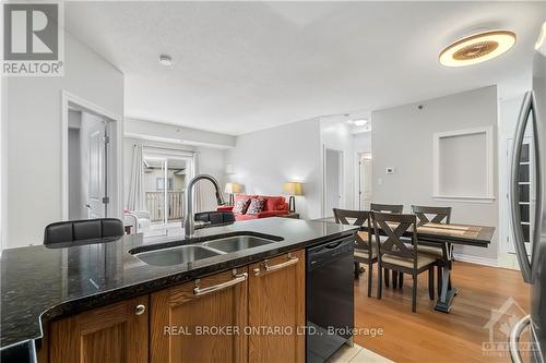 409 - 151 Potts, Ottawa, ON - Indoor Photo Showing Kitchen With Double Sink