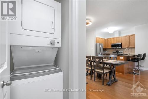 409 - 151 Potts, Ottawa, ON - Indoor Photo Showing Laundry Room